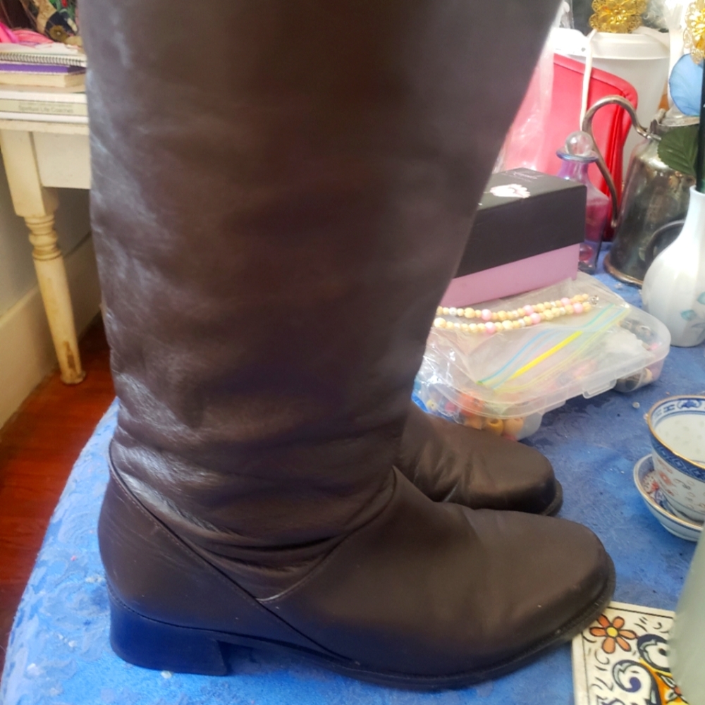 Women's Size 6 1/2 Shelly Leather Brazilian Boots